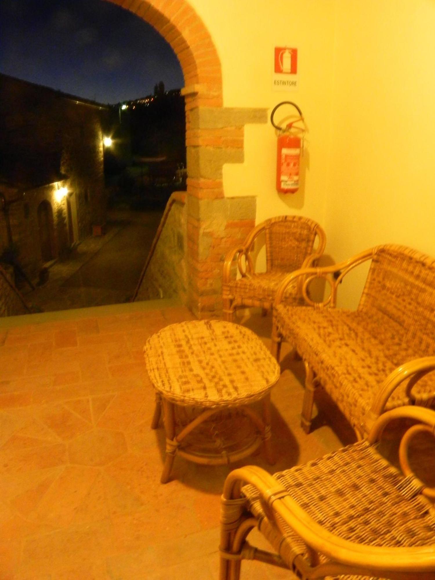 Casale L'Antico Carro Bed & Breakfast Cortona Exterior photo